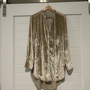 ✨ Maeve Lustrous Velvet Golden Tan Long Button Down Blouse Size 8 ✨